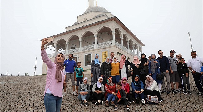 Rize'ye gelen Arap turistlerin Kıble Dağı ilgisi