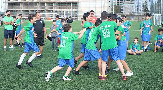 Mahalleler Arası Futbol Turnuvası Şampiyonu İslampaşa