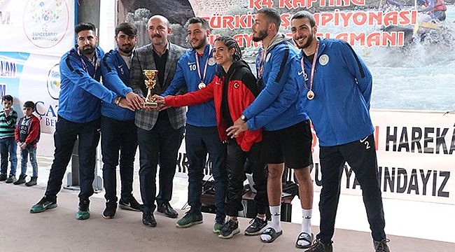 Rize'nin rafting takımları Van'dan boş dönmediler