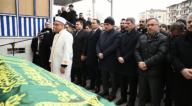 Rize Valisi Çeber'in babası son yolculuğuna uğurlandı