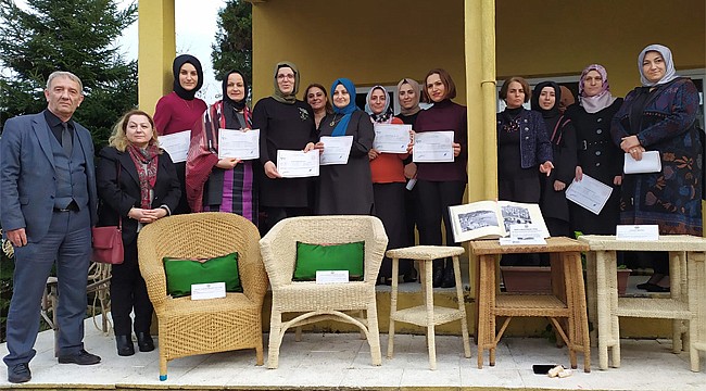 Rizeli Kadınlar mısır kabuğundan mobilya ürettiler