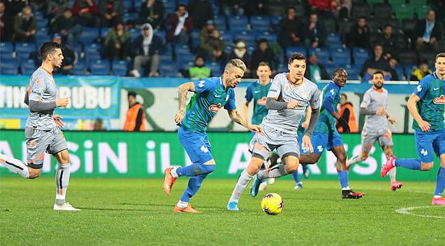 Çaykur Rizespor 90'da puandan oldu