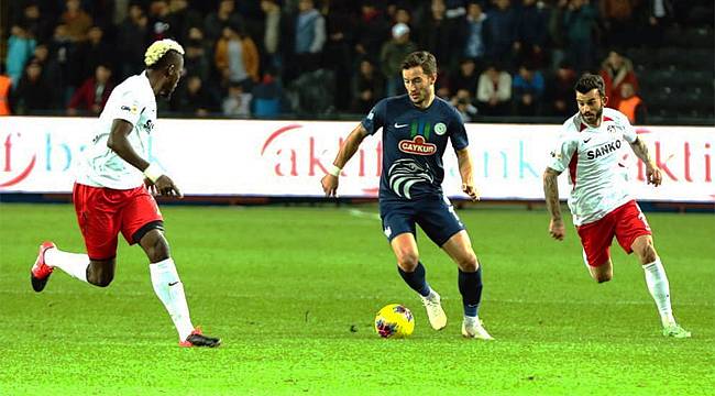 Çaykur Rizespor geri vitese taktı