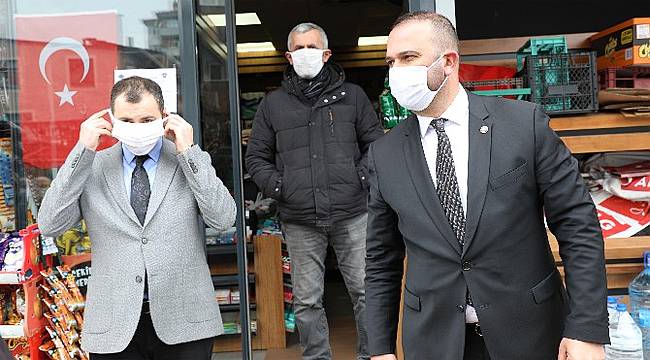 İyidere Belediyesi 5 bin maske dağıttı