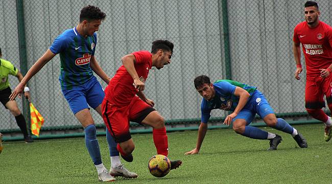 Rizesporlu futbolcular 3 ve 6 maç ceza aldı