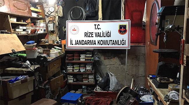 Ardeşen'de 2 kaçak silah atölyesine operasyon