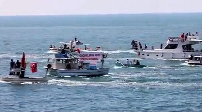 Ardeşen sahilinde kafes balıkçılığına tepki