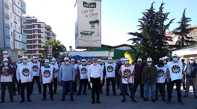 Öz Gıda İş Sendikası, Ofçay (Jacobs) önünde eylem yaptı