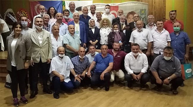 İYİ Parti Rize'de Başkan Özyanık güven tazeledi