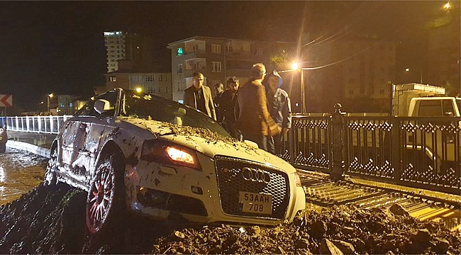 Başkan Metin Gündoğdu'daki afet bölgesine gitti