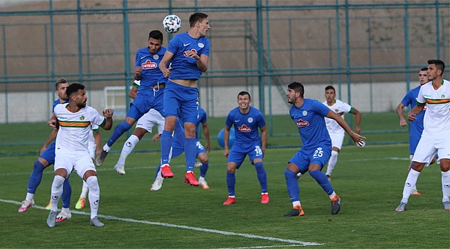 Çaykur Rizespor ilk hazırlık maçında 3-0 mağlup