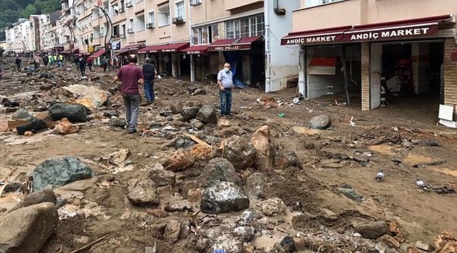 Giresun'un Dereli İlçesi sel ve heyelana teslim oldu