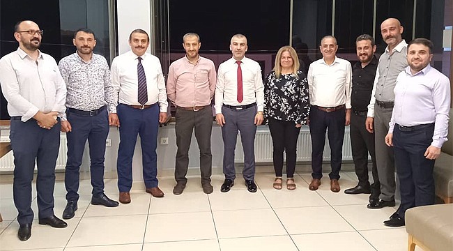 Merkez İlçe Başkanları Özçelik'in davetinde buluştu