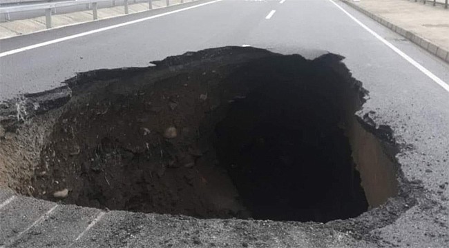 Rize'de yeni yapılan karayolu çöktü