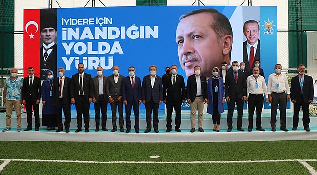 AK Parti, İyidere ve Derepazarı kongrelerini yaptı