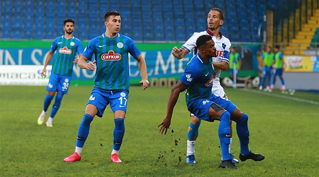 Rize'de derbi gibi hazırlık maçı 3-4 bitti