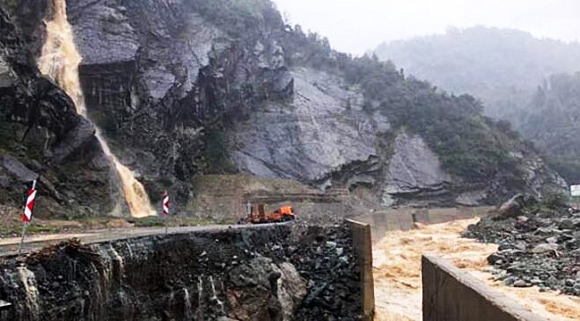 Güneysu'da yasalara aykırı ÇED Bilgilendirme Toplantısı