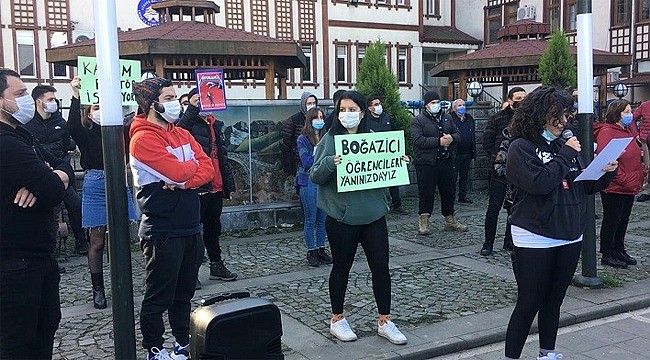 Fındıklı'da "Kayyum Rektör İstemiyoruz" eylemi