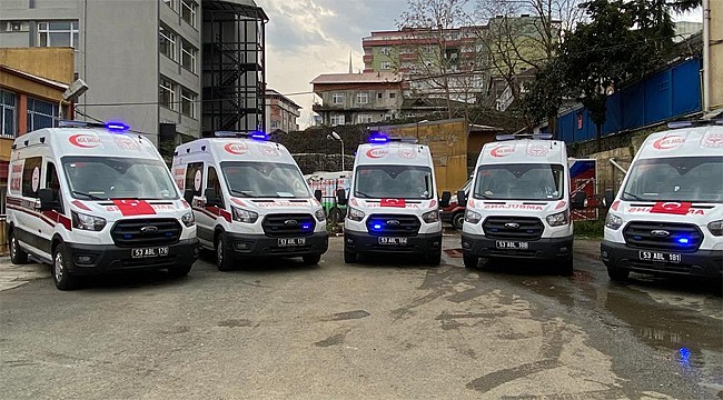Rize'ye 5 adet tam donanımlı ambulans