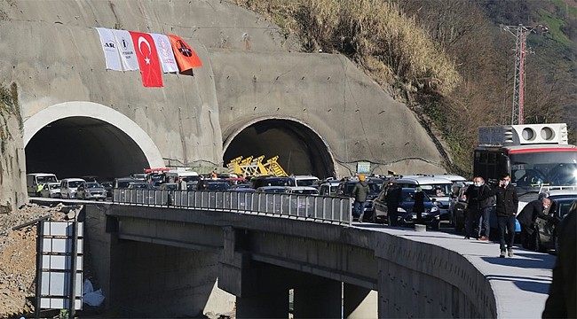 Salarha Tüneli tek tüp ile hizmete başladı