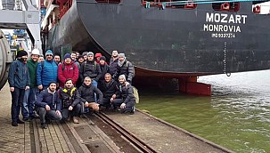 Türk gemisi korsanlarca kaçırıldı: 3 personel Rizeli