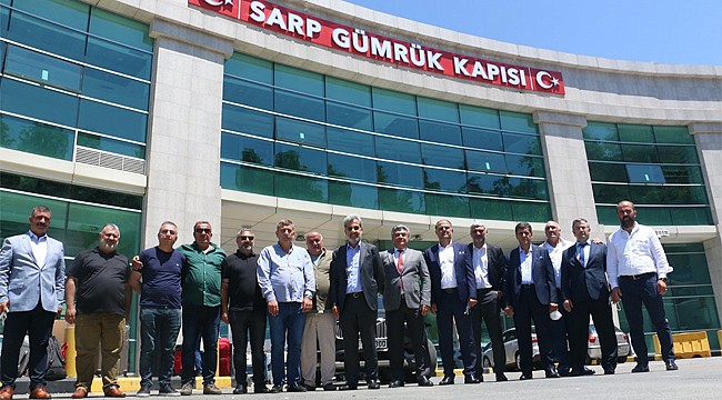 Sarp Sınır Kapısı'nda araç çıkış sayısı artırılacak