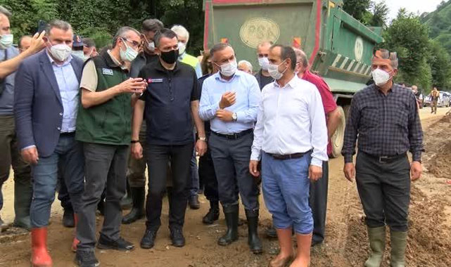 Bakan Pakdemirli selin vurduğu Rize'de incelemelerde bulundu