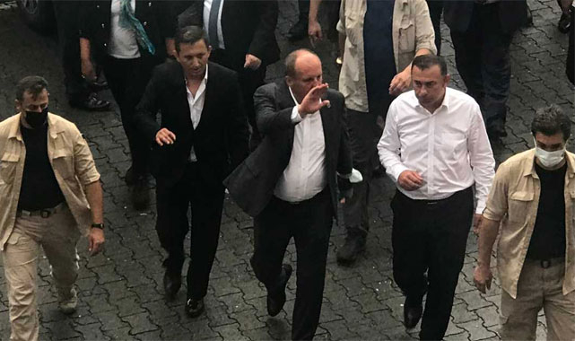 Muharrem İnce sel ve heyelanın vurduğu Rize'ye geldi