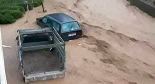 Rize'de selde mahsur kalanlara ulaşılmaya çalışılıyor