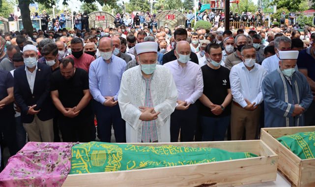 Rize'deki afette hayatını kaybeden 5 kişi son yolculuklarına uğurlandı
