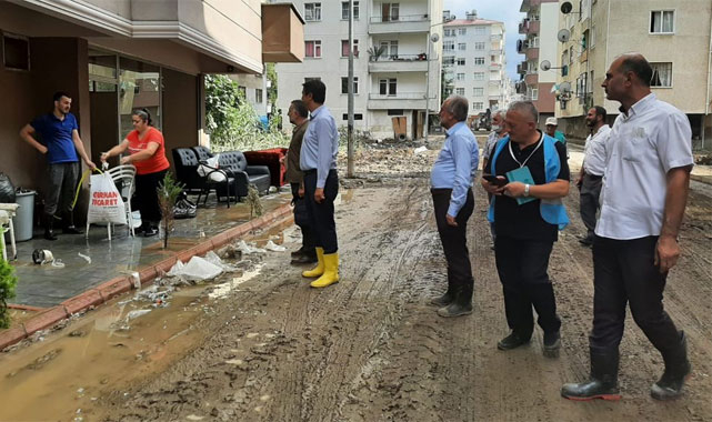 Yaşanan sel felaketleri sadece bir doğal afet olarak nitelendirilmemelidir