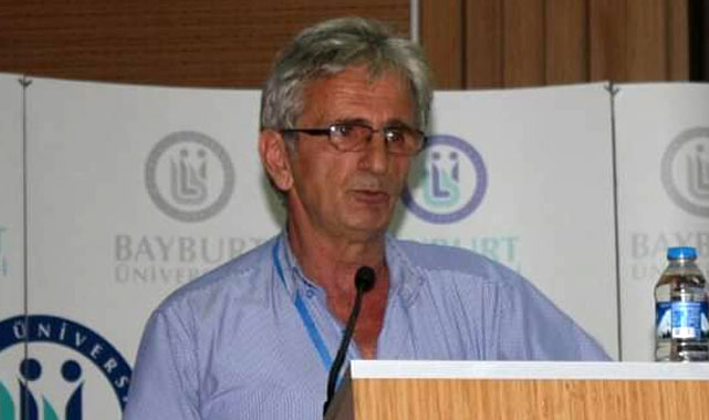 Gazeteci Bayrak'tan 30 Ağustos Mesajı