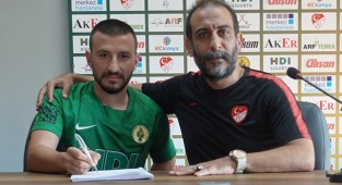 Rizeli futbolcu Furkan Safi, Darıca Gençlerbirliği'nde