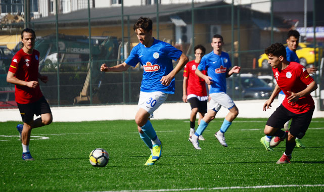 Rize Özel İdarespor ile Rizespor U19 berabere kaldı