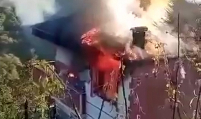 Çamlıhemşin'de yangın: Yaşlı adam can verdi