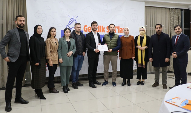 AK Parti'den Rize'de STK Buluşması