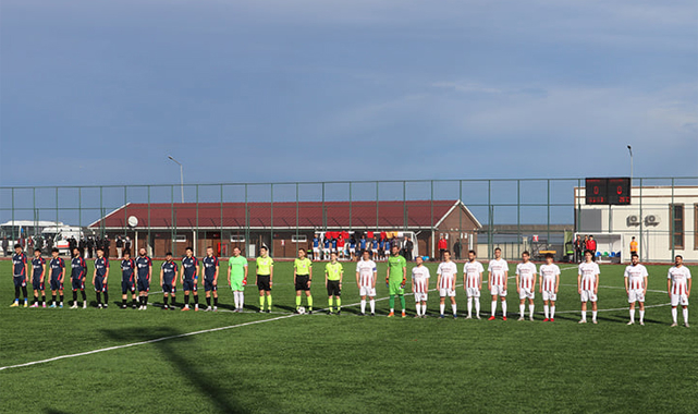 Bir Rize derbisi daha berabere bitti: 2-2