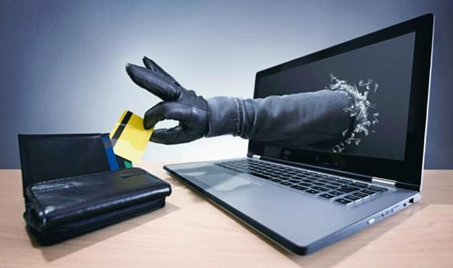 Rize'de 3 kişi internet üzerinden dolandırıldı