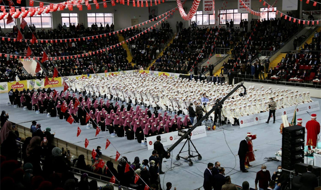 Rize'de 571 Hafız törenle icazet aldı