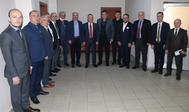 Rize'nin zirvesi gazetecilerin kahvaltısında buluştu