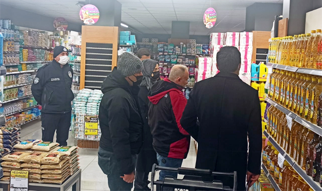 Rize'de stokçu 3 markete ceza kesildi