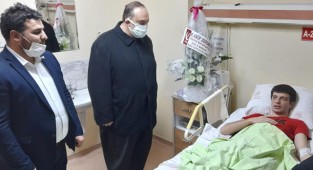 Yeniden Refah yönetiminden yaralı öğrencilere ziyaret