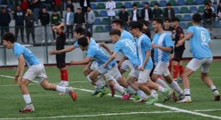 Rize Belediyespor U18 penaltılarla finale yükseldi