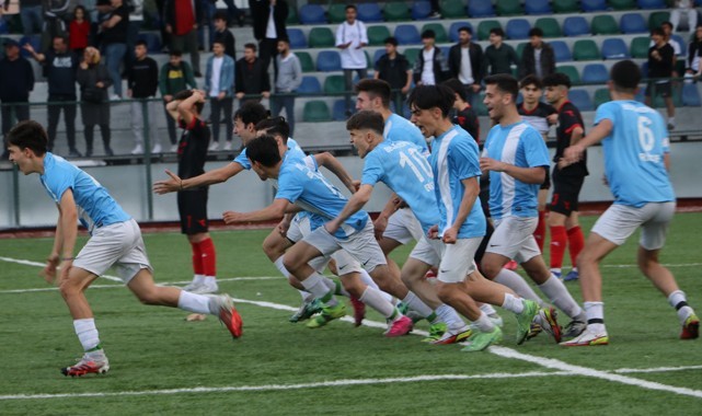 Rize Belediyespor U18 penaltılarla finale yükseldi