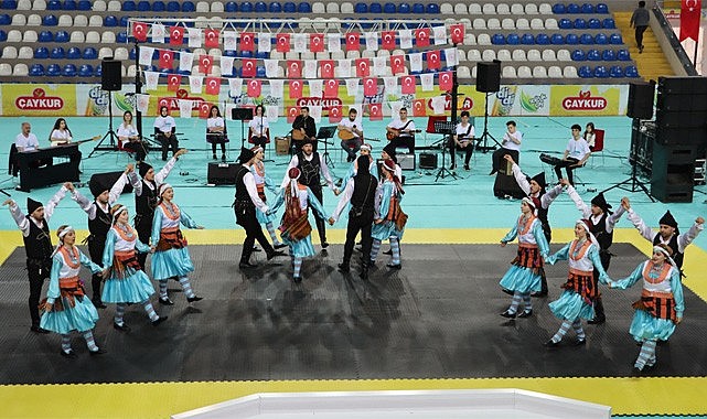 Rize'de 19 Mayıs törenle kutlandı