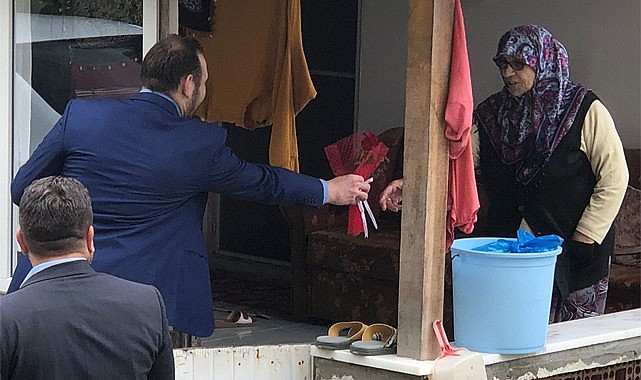 Yeniden Refah Gençleri Güneysu'da Anneleri unutmadı