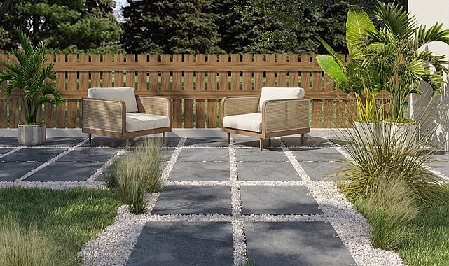 QUA Granite’in Vitoria Anthracite ürünü ile bahçeler yenileniyor