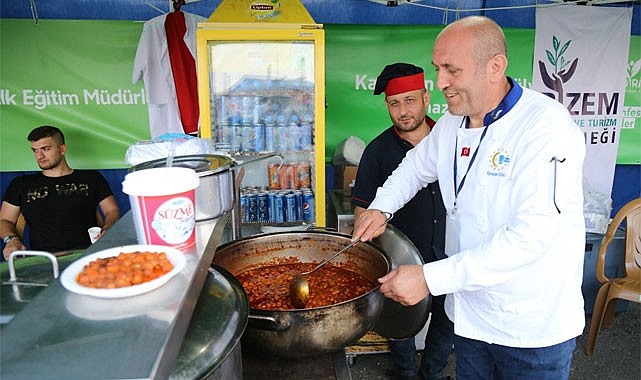 Rize’nin yöresel lezzetleri vatandaşların beğenisine sunuldu