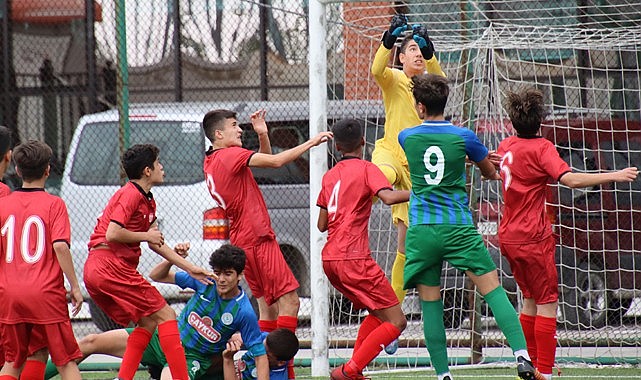 Çaykur Rizespor U14, uzatmalarda 1 puanı kurtardı