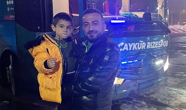 Çaykur Rizespor, 90 depremzedeyi Rize'ye getirdi